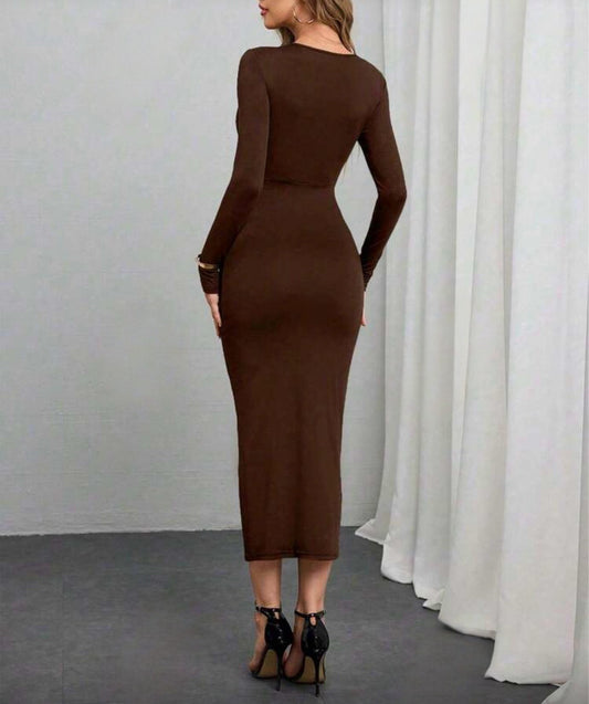 Vestido chic marrón