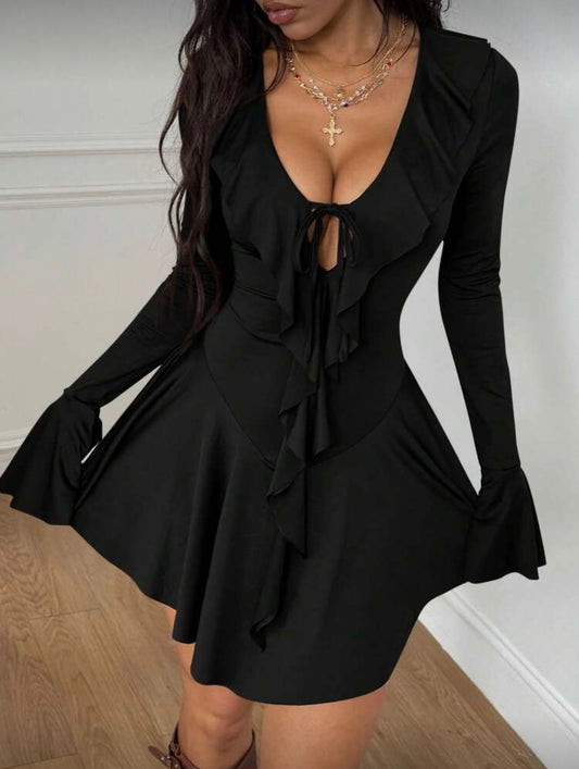 Vestido negro fruncido